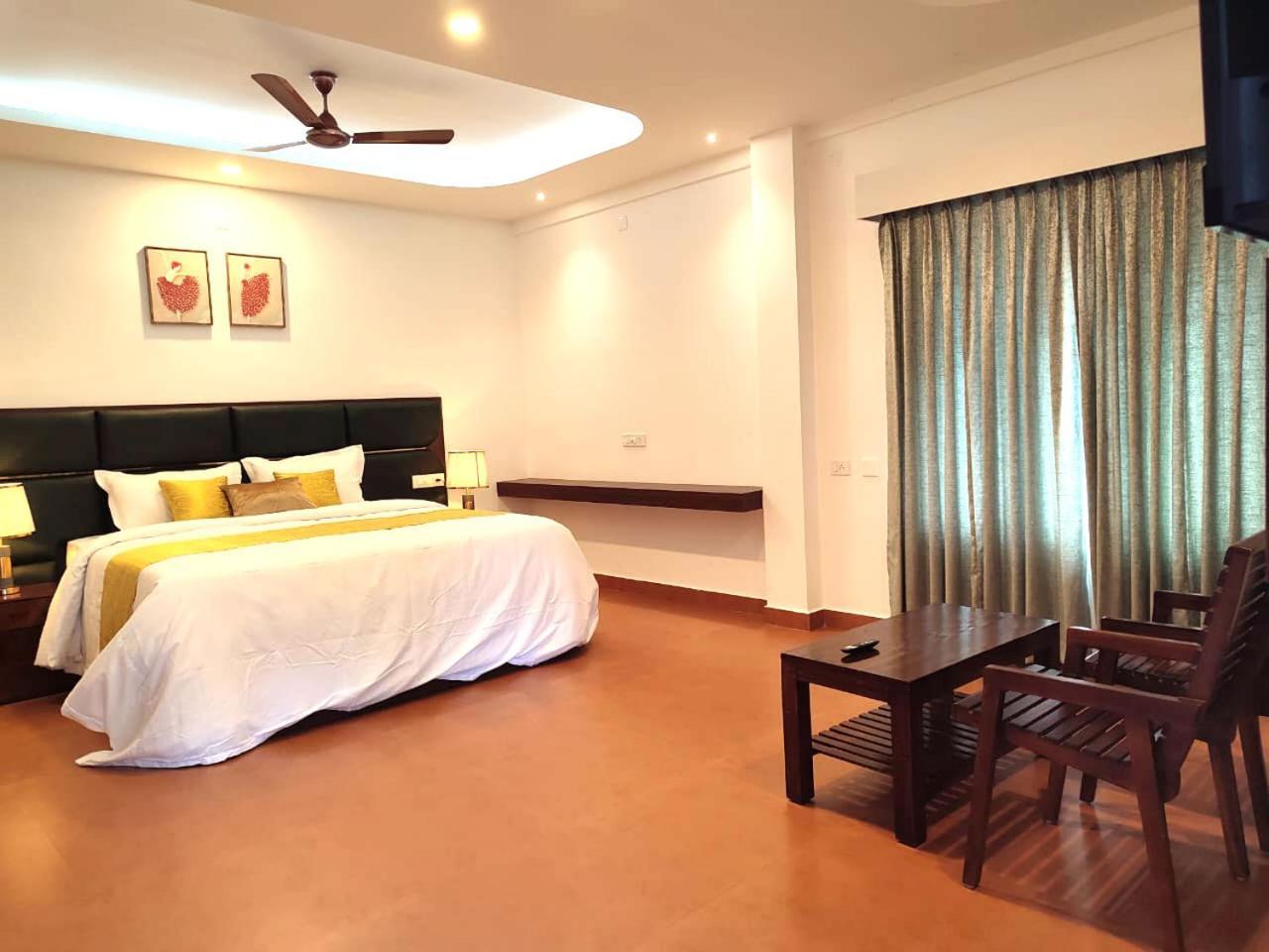 Tea & Sky Munnar Apartment Exterior photo