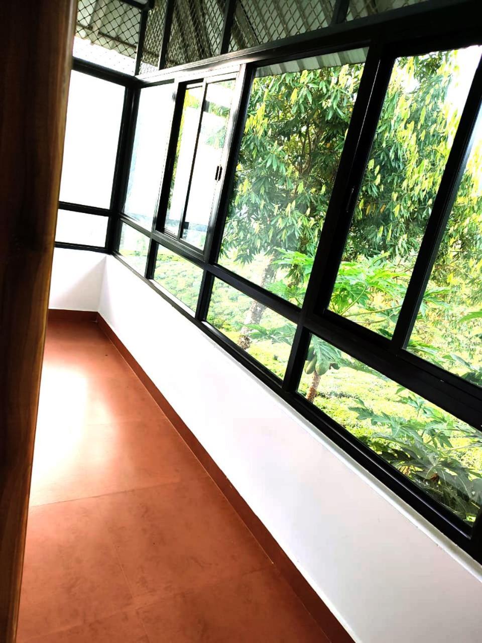 Tea & Sky Munnar Apartment Exterior photo