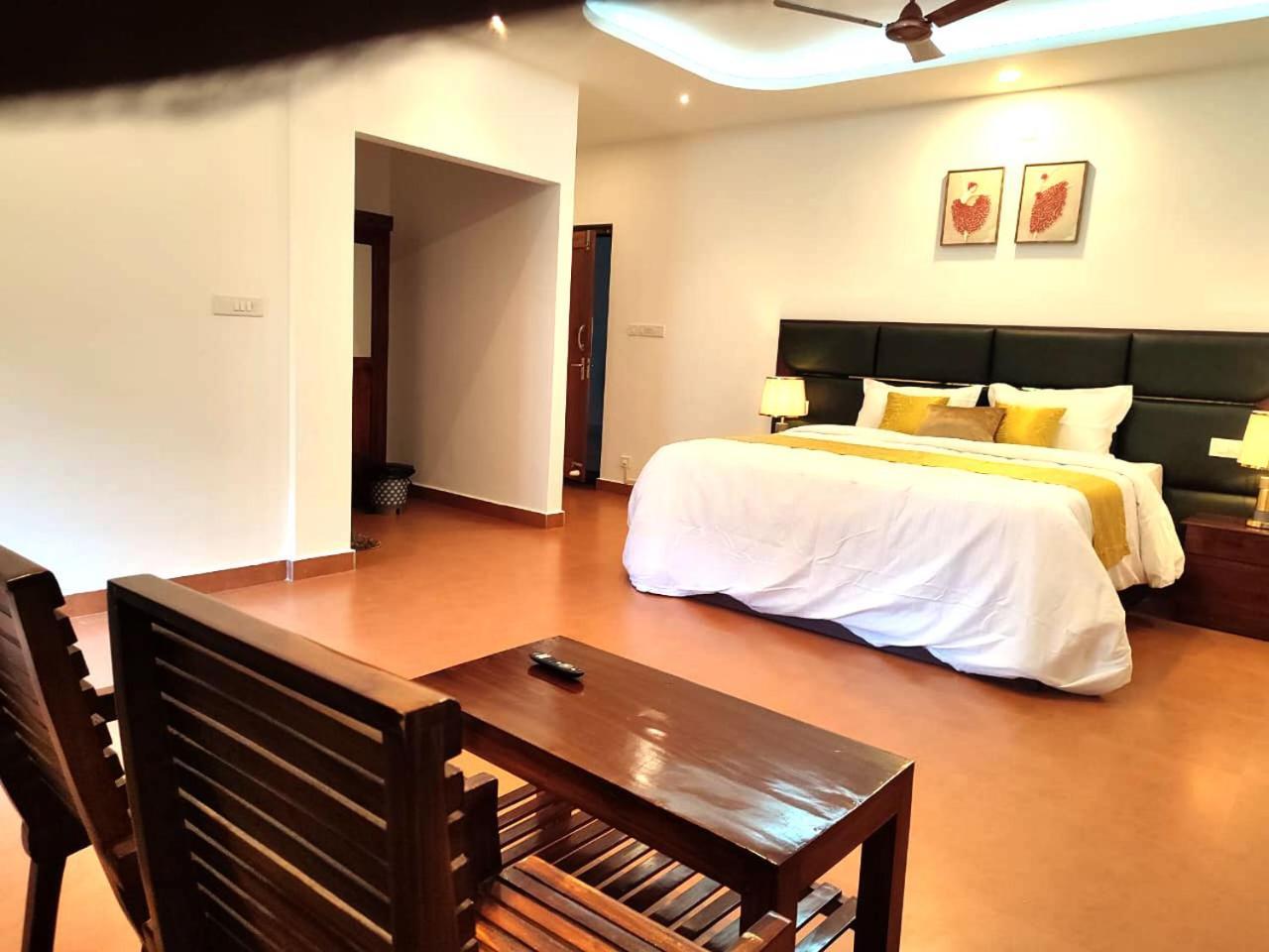 Tea & Sky Munnar Apartment Exterior photo